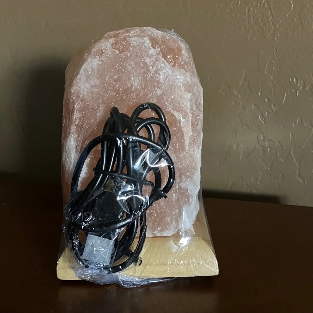 NEW Natural Pink Himalayan Salt Lamp